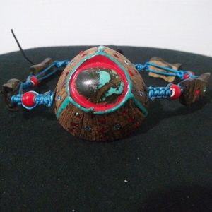 Turquoise coconut choker